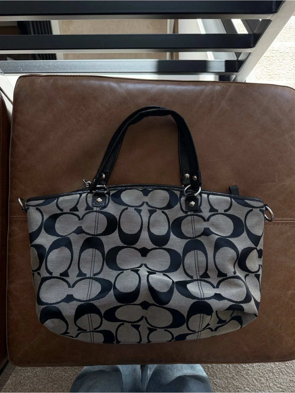 coach signature c vintage shoulder tote